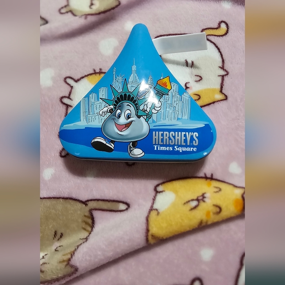 Vintage Hershey's Time Square Tin